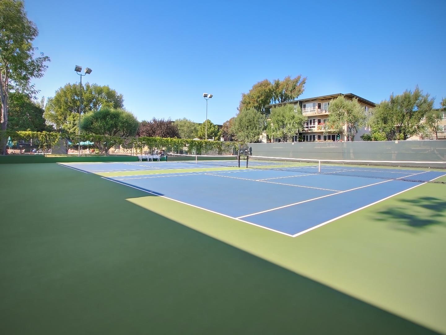 Detail Gallery Image 16 of 24 For 803 N Humboldt St #401,  San Mateo,  CA 94401 - 1 Beds | 1 Baths