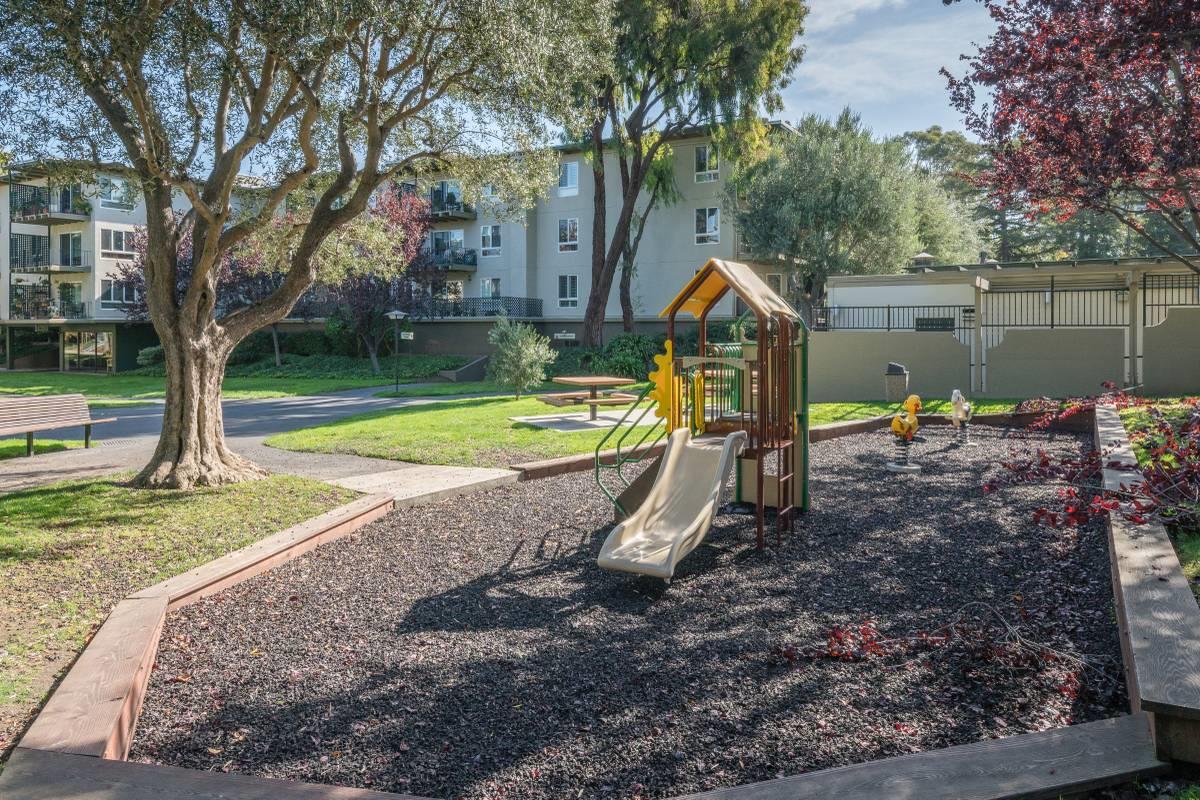 Detail Gallery Image 17 of 24 For 803 N Humboldt St #401,  San Mateo,  CA 94401 - 1 Beds | 1 Baths