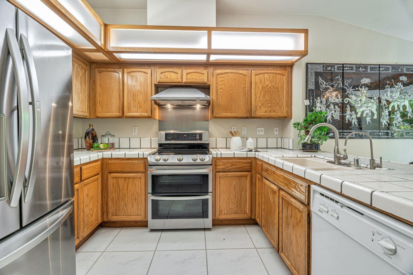 Detail Gallery Image 13 of 66 For 7638 Falkirk Dr, San Jose,  CA 95135 - 2 Beds | 2 Baths