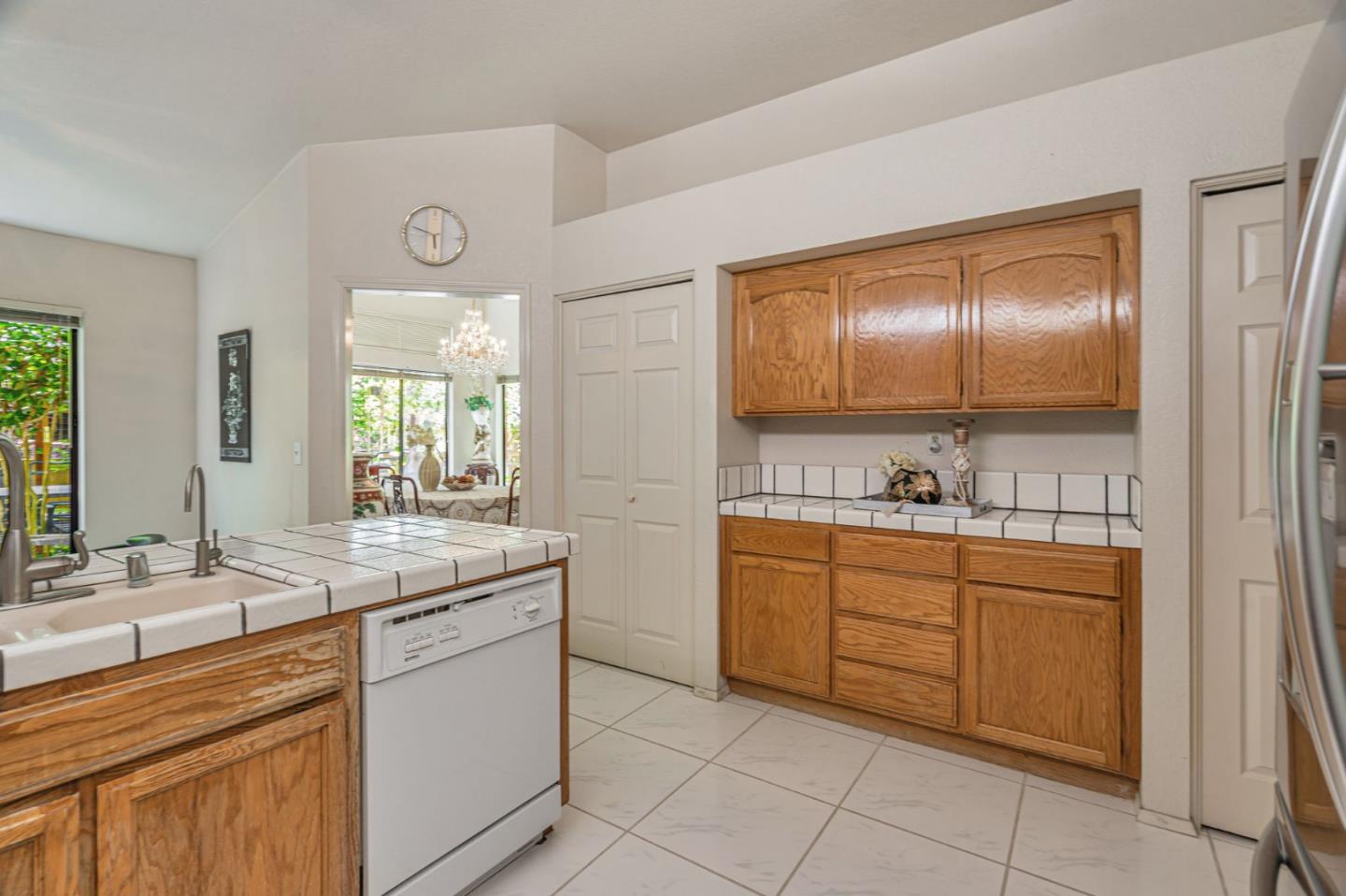 Detail Gallery Image 15 of 66 For 7638 Falkirk Dr, San Jose,  CA 95135 - 2 Beds | 2 Baths