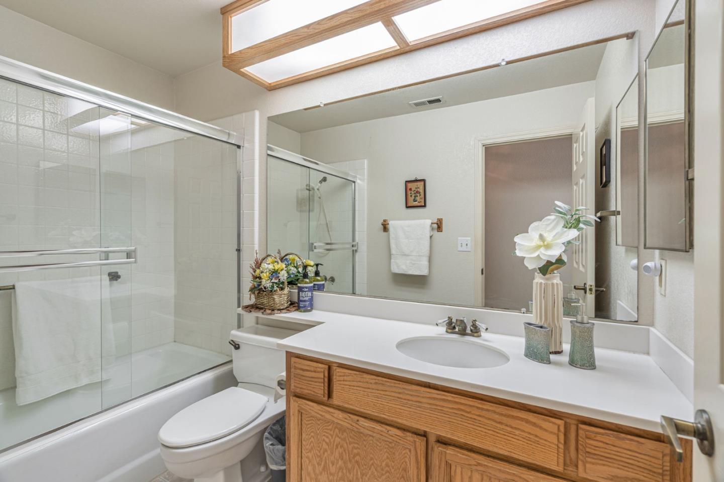 Detail Gallery Image 29 of 66 For 7638 Falkirk Dr, San Jose,  CA 95135 - 2 Beds | 2 Baths
