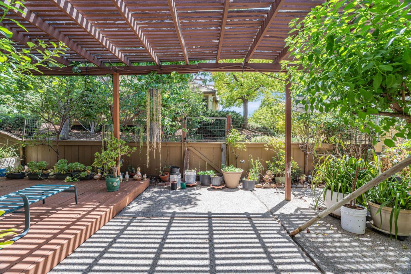 Detail Gallery Image 34 of 66 For 7638 Falkirk Dr, San Jose,  CA 95135 - 2 Beds | 2 Baths