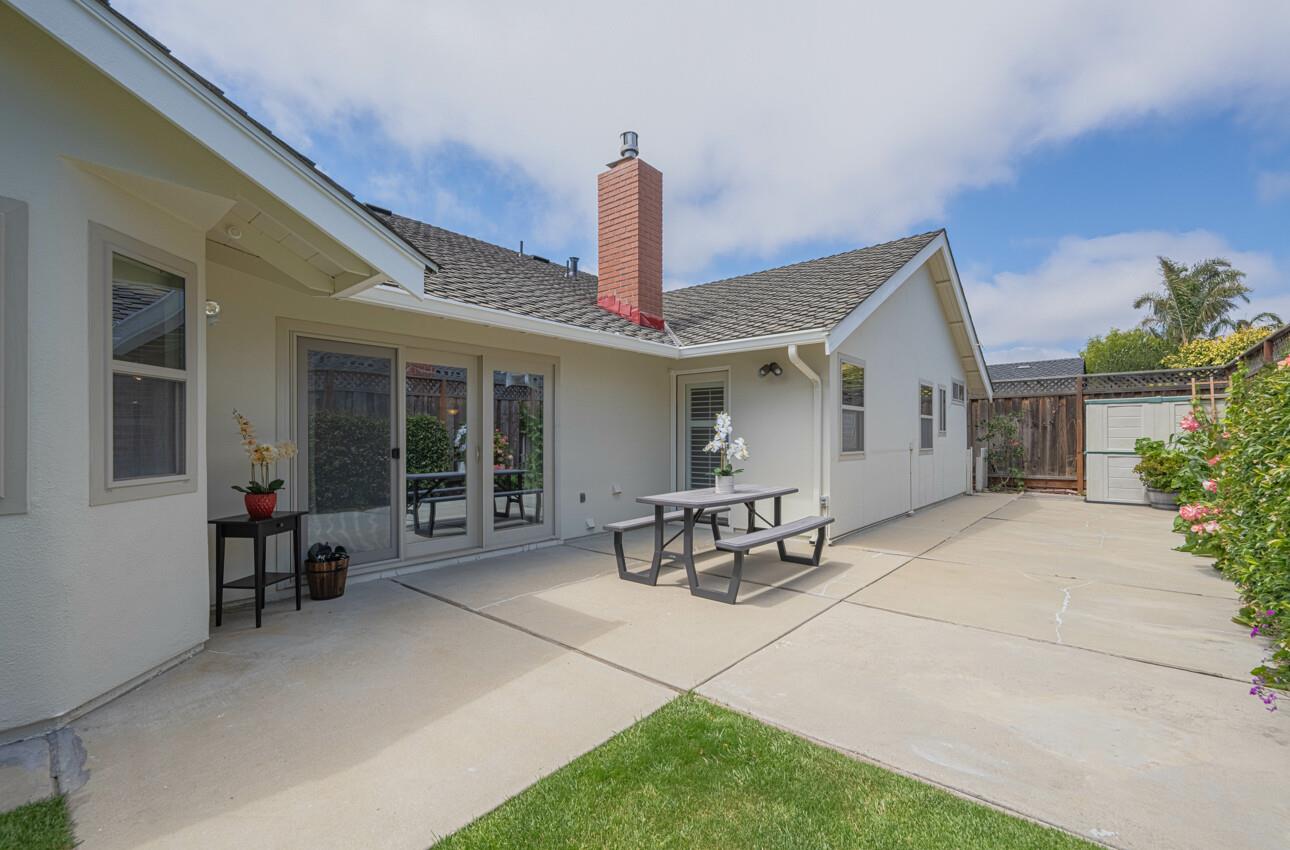 Detail Gallery Image 24 of 45 For 1121 Palo Alto Way, Salinas,  CA 93901 - 4 Beds | 2 Baths