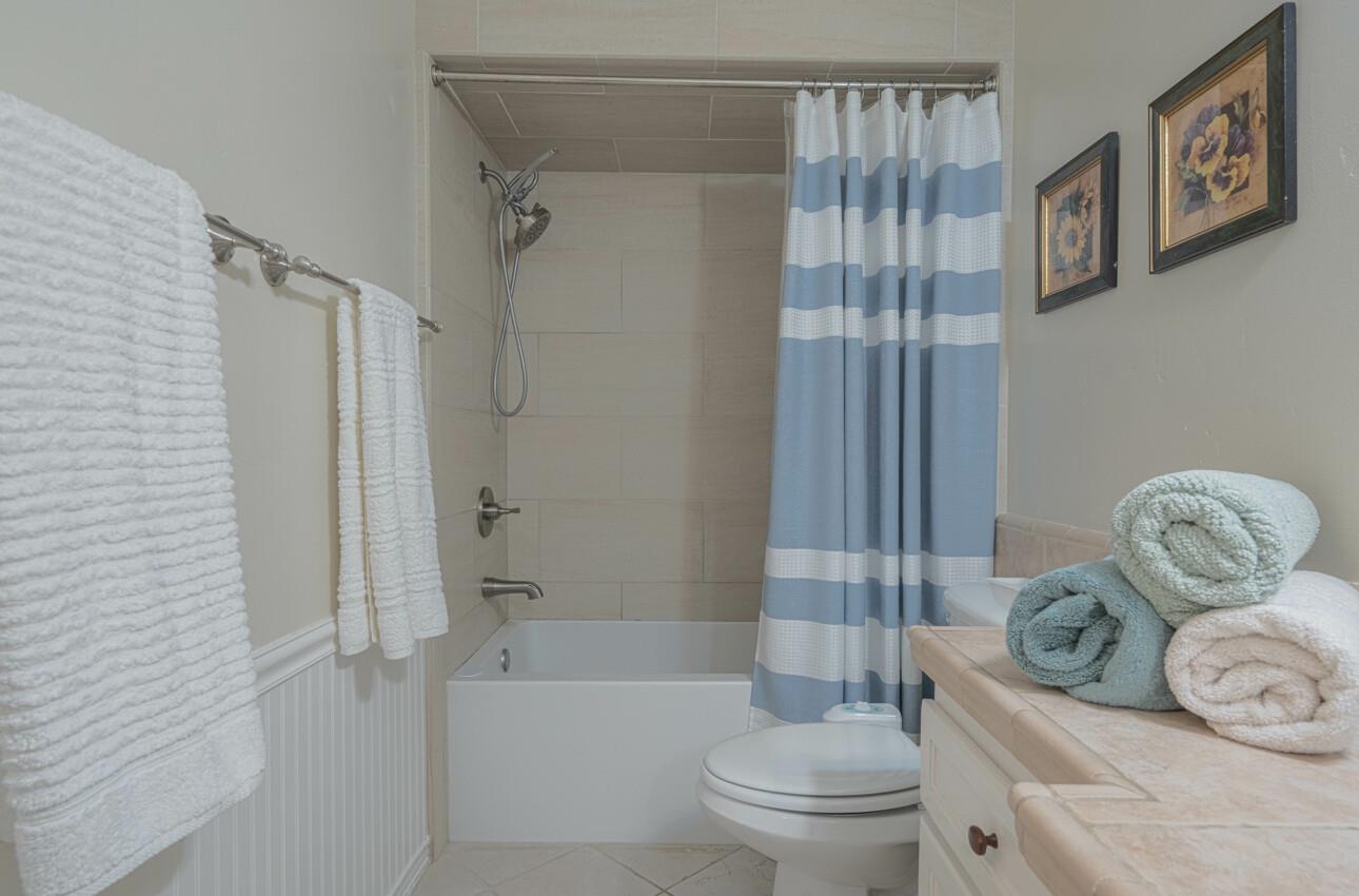 Detail Gallery Image 31 of 45 For 1121 Palo Alto Way, Salinas,  CA 93901 - 4 Beds | 2 Baths