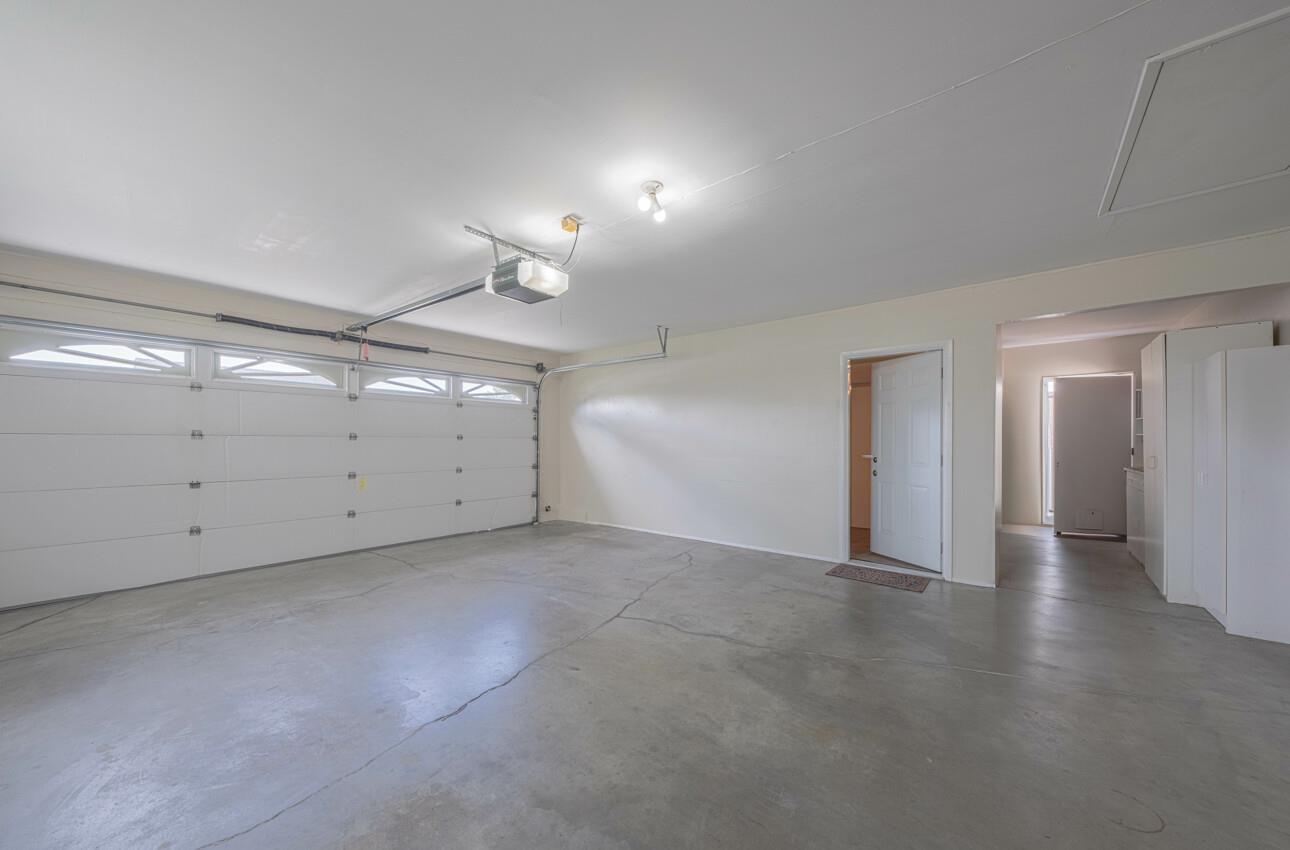 Detail Gallery Image 37 of 45 For 1121 Palo Alto Way, Salinas,  CA 93901 - 4 Beds | 2 Baths
