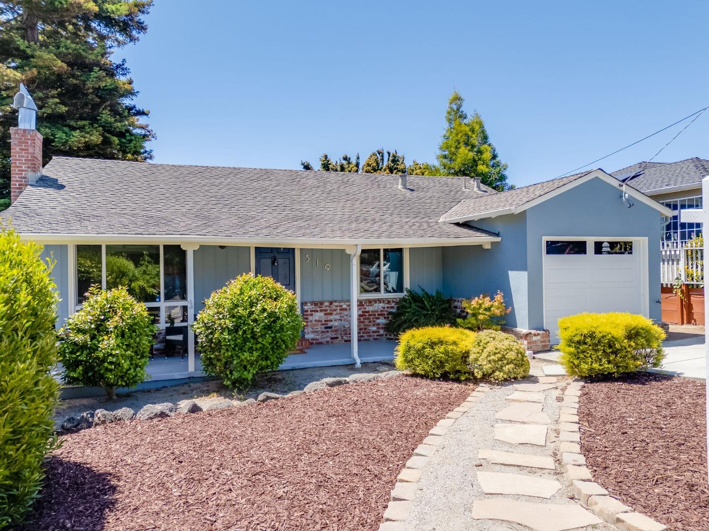 Detail Gallery Image 2 of 35 For 519 Park Blvd, Millbrae,  CA 94030 - 2 Beds | 1 Baths