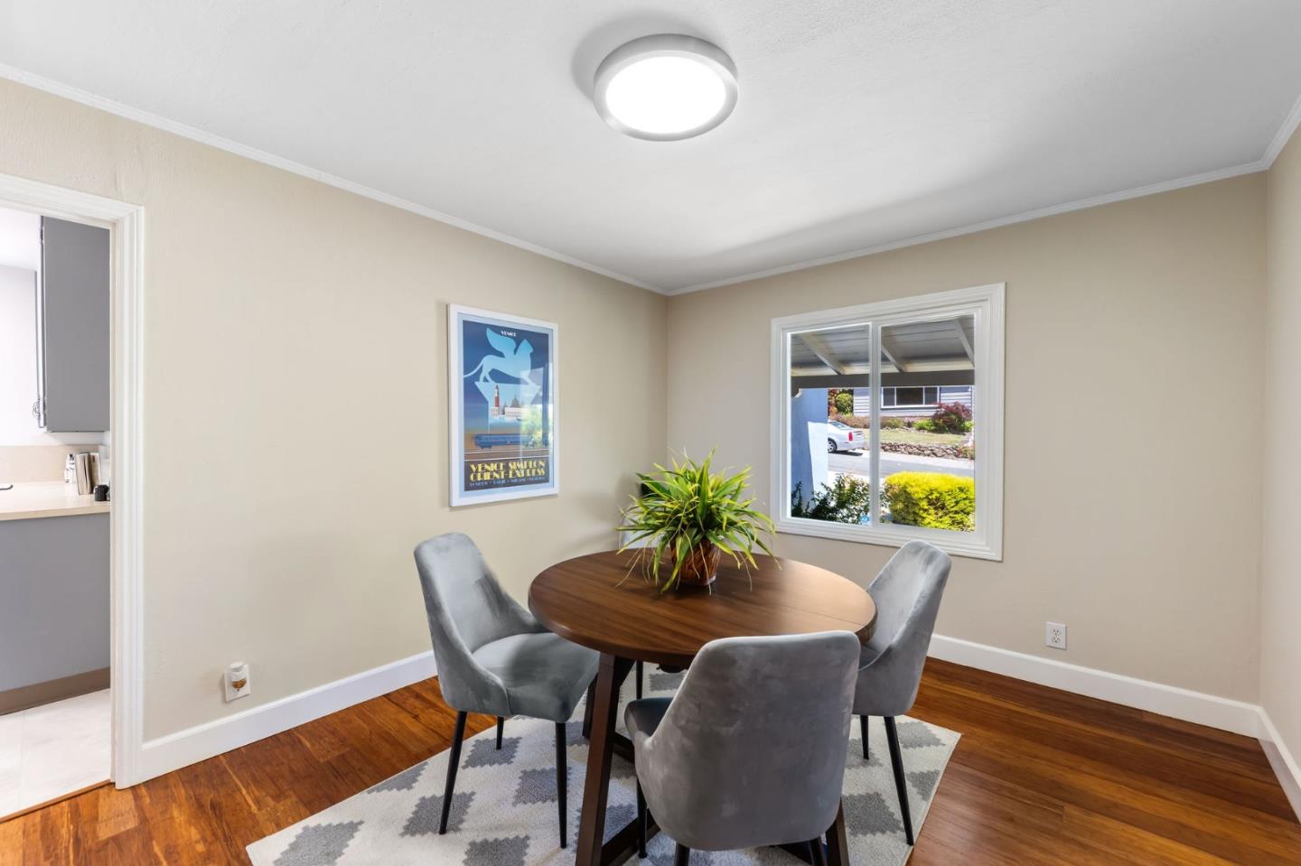 Detail Gallery Image 7 of 35 For 519 Park Blvd, Millbrae,  CA 94030 - 2 Beds | 1 Baths