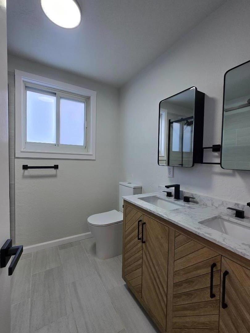 Detail Gallery Image 13 of 21 For 131 Hazel Ave, Millbrae,  CA 94030 - 5 Beds | 3/1 Baths