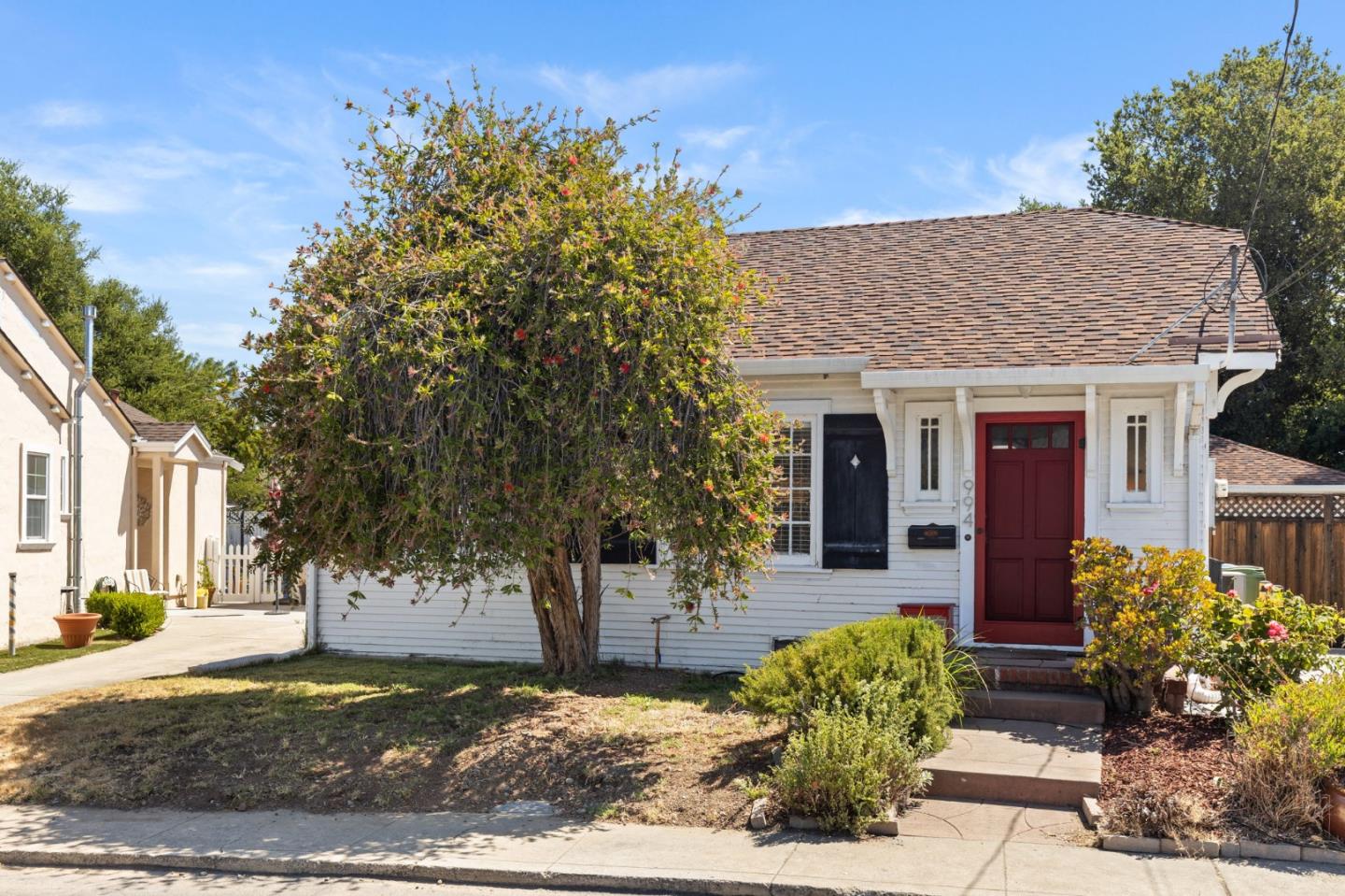 Detail Gallery Image 2 of 24 For 994 Ramona Ct, San Jose,  CA 95125 - 2 Beds | 1 Baths