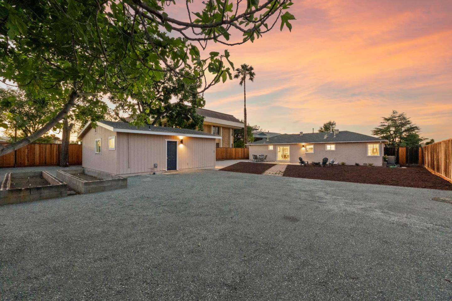 Detail Gallery Image 13 of 48 For 4172 Will Rogers Dr, San Jose,  CA 95117 - 3 Beds | 2/1 Baths