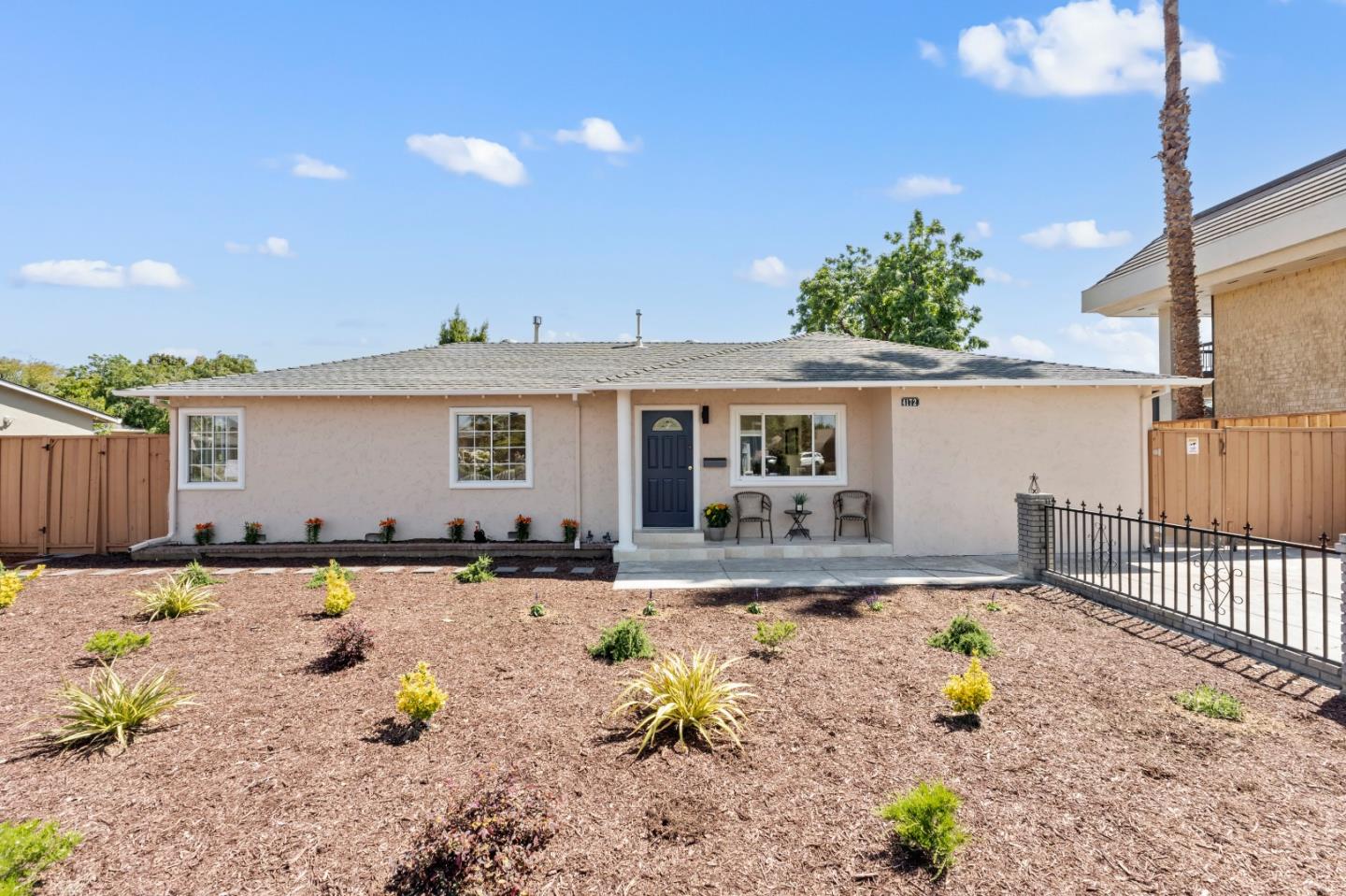 Detail Gallery Image 2 of 48 For 4172 Will Rogers Dr, San Jose,  CA 95117 - 3 Beds | 2/1 Baths