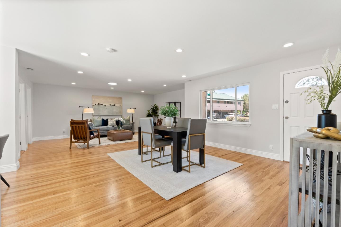 Detail Gallery Image 28 of 48 For 4172 Will Rogers Dr, San Jose,  CA 95117 - 3 Beds | 2/1 Baths