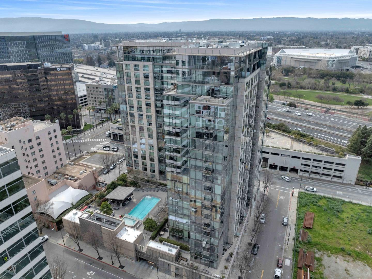 Detail Gallery Image 22 of 38 For 38 N Almaden Blvd #1013,  San Jose,  CA 95110 - 1 Beds | 1 Baths