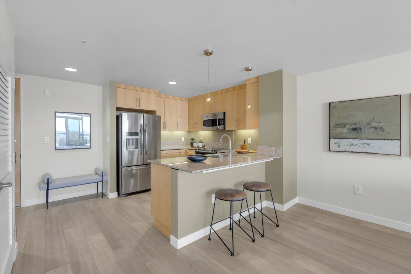 Detail Gallery Image 9 of 38 For 38 N Almaden Blvd #1013,  San Jose,  CA 95110 - 1 Beds | 1 Baths