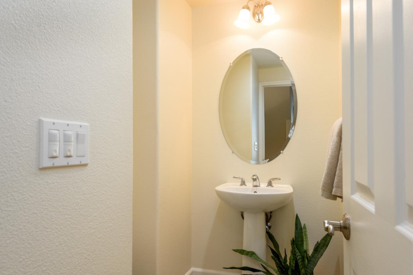 Detail Gallery Image 11 of 24 For 1419 Marcello Dr, San Jose,  CA 95131 - 1 Beds | 1/1 Baths