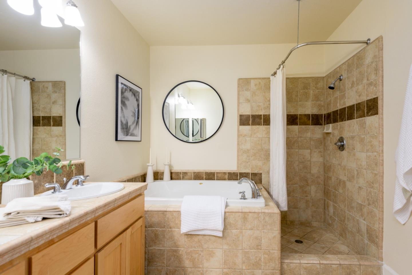 Detail Gallery Image 16 of 24 For 1419 Marcello Dr, San Jose,  CA 95131 - 1 Beds | 1/1 Baths