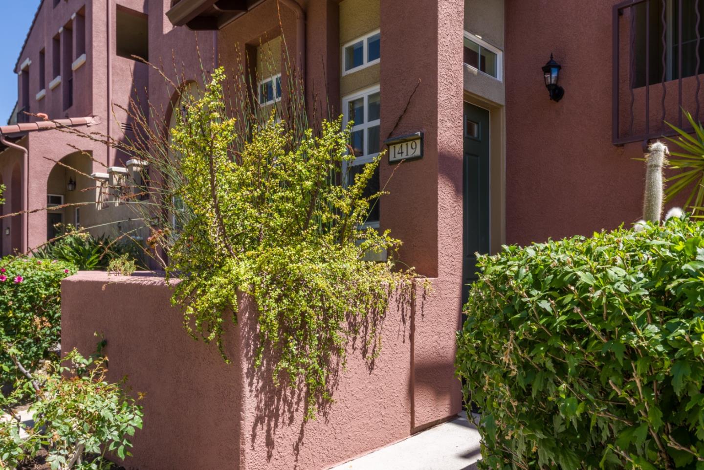 Detail Gallery Image 3 of 24 For 1419 Marcello Dr, San Jose,  CA 95131 - 1 Beds | 1/1 Baths