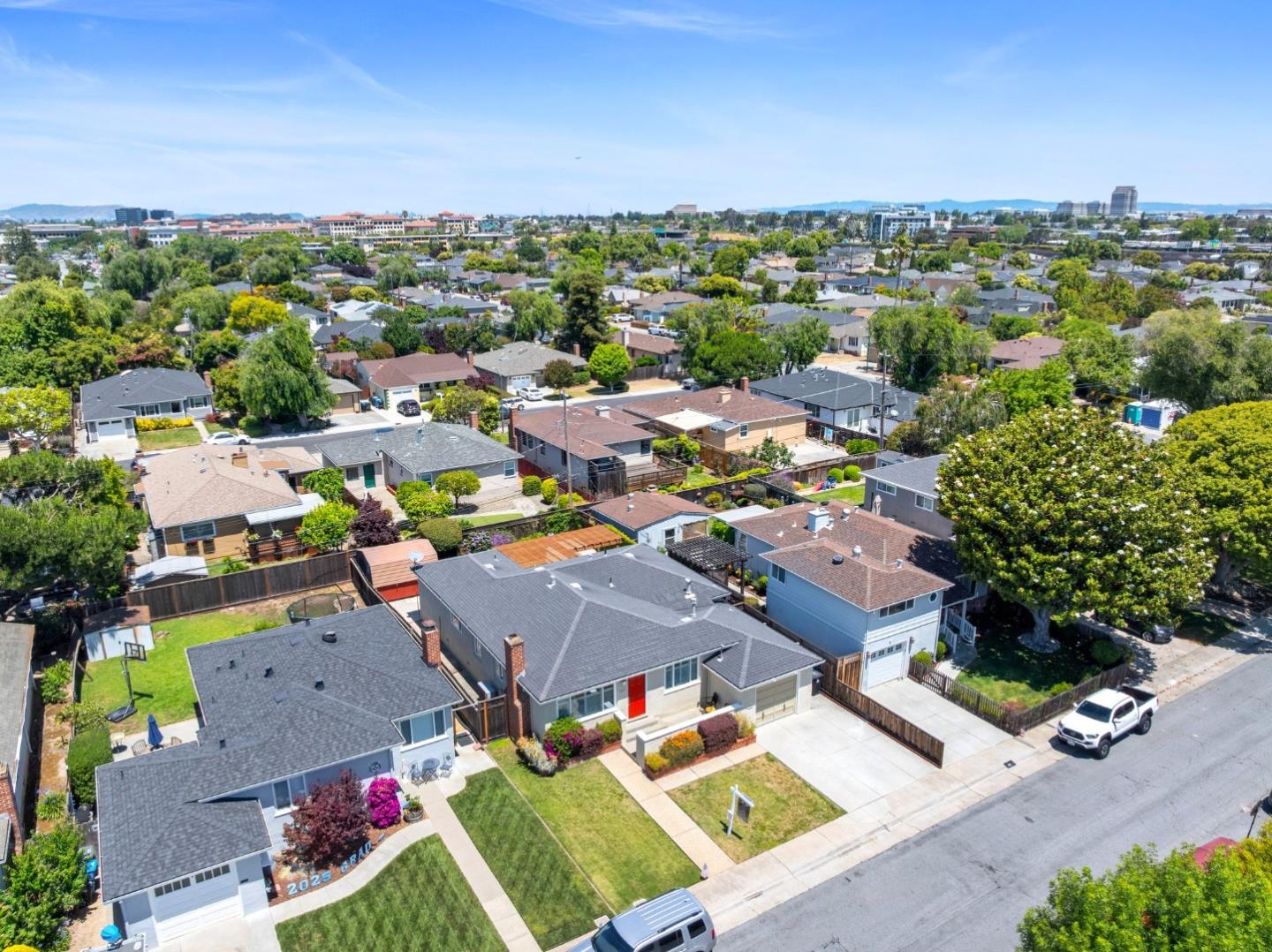 Detail Gallery Image 2 of 55 For 313 Del Rosa Way, San Mateo,  CA 94403 - 3 Beds | 2 Baths