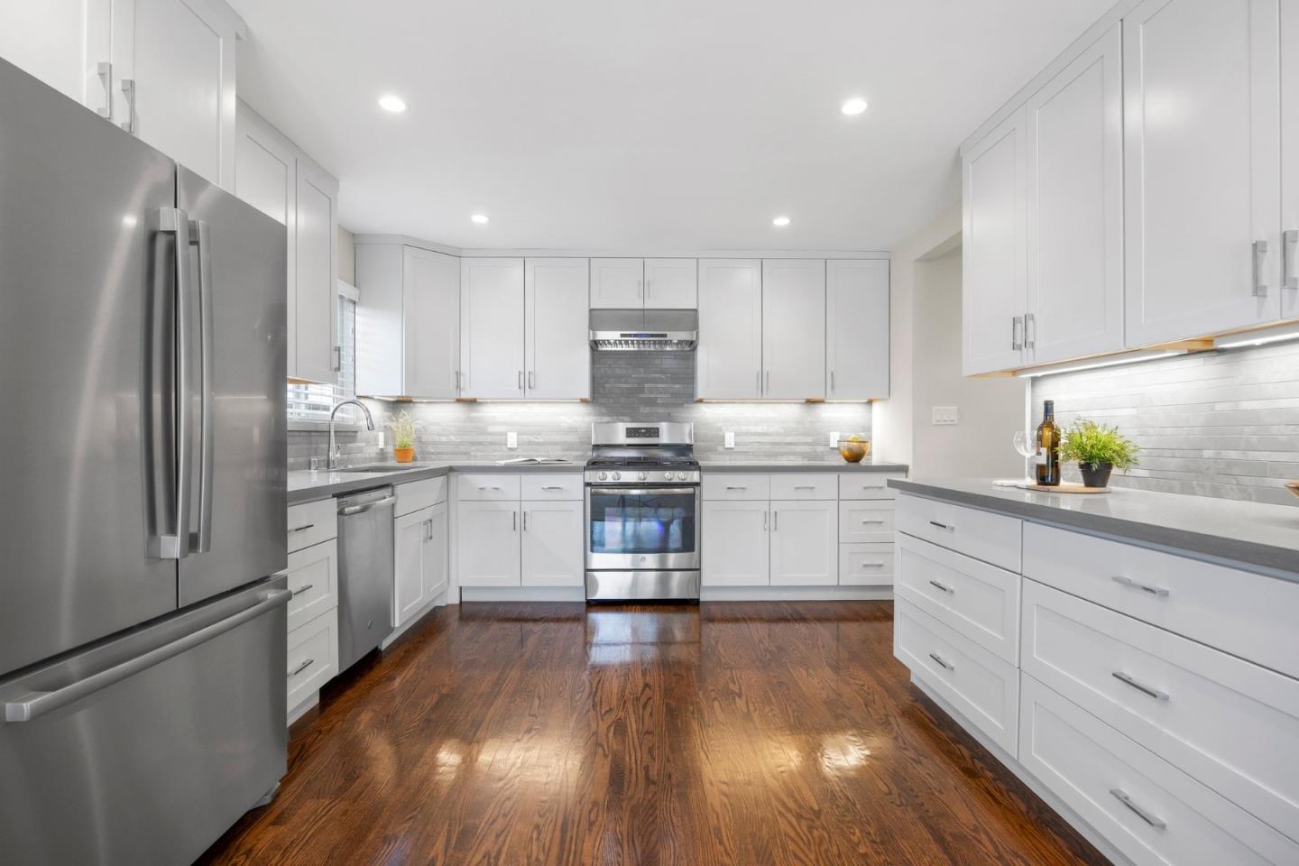 Detail Gallery Image 23 of 55 For 313 Del Rosa Way, San Mateo,  CA 94403 - 3 Beds | 2 Baths