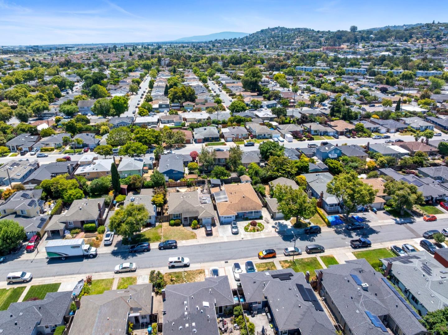 Detail Gallery Image 6 of 55 For 313 Del Rosa Way, San Mateo,  CA 94403 - 3 Beds | 2 Baths