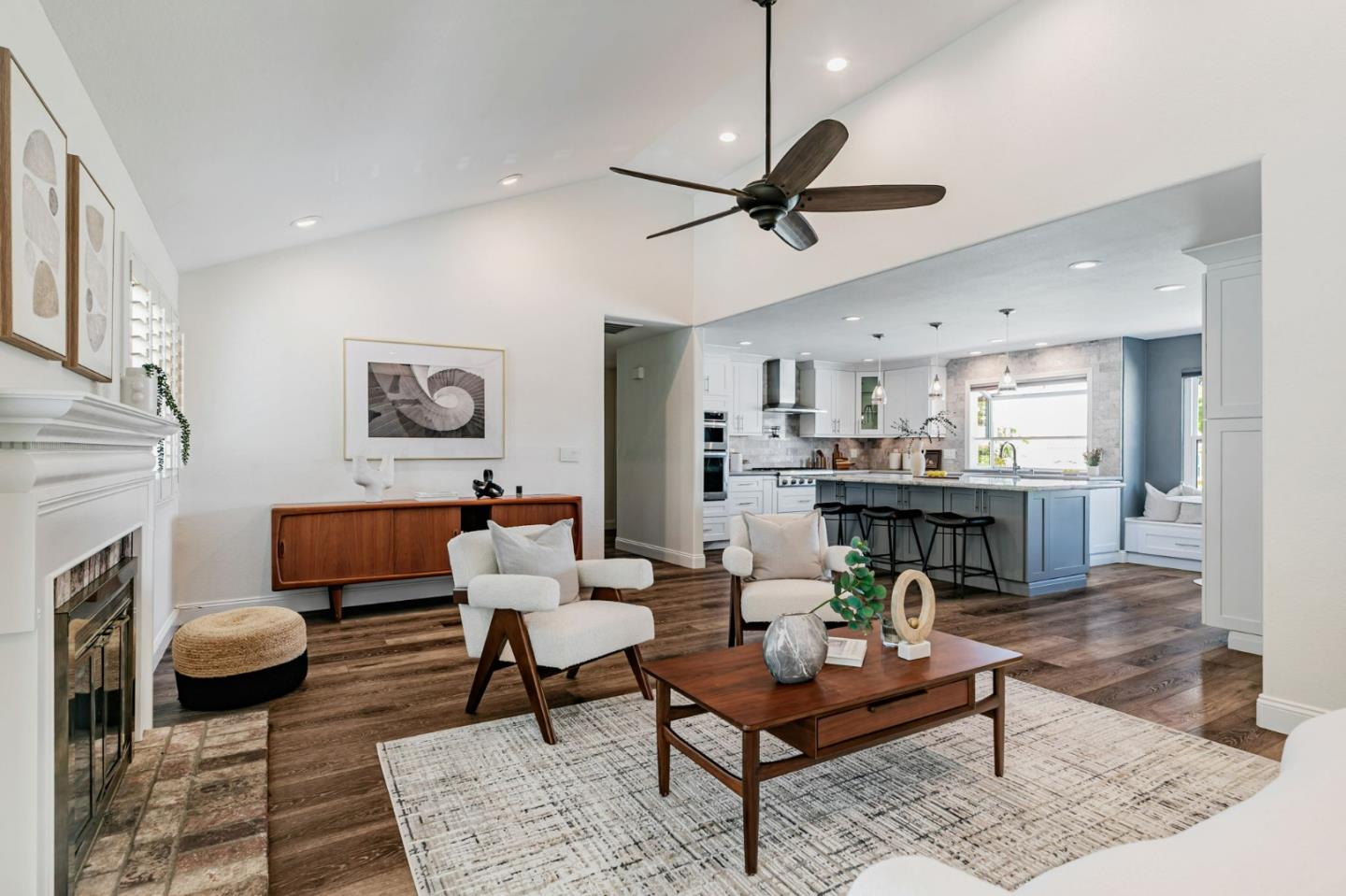 Detail Gallery Image 13 of 48 For 3024 Meadowlands Ln, San Jose,  CA 95135 - 4 Beds | 2 Baths