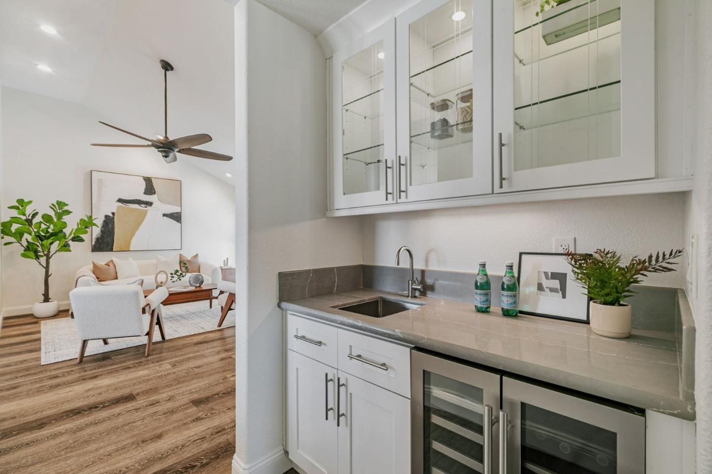 Detail Gallery Image 19 of 48 For 3024 Meadowlands Ln, San Jose,  CA 95135 - 4 Beds | 2 Baths