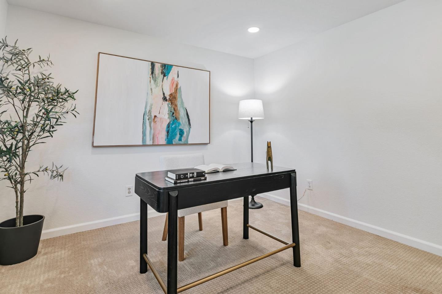 Detail Gallery Image 25 of 48 For 3024 Meadowlands Ln, San Jose,  CA 95135 - 4 Beds | 2 Baths