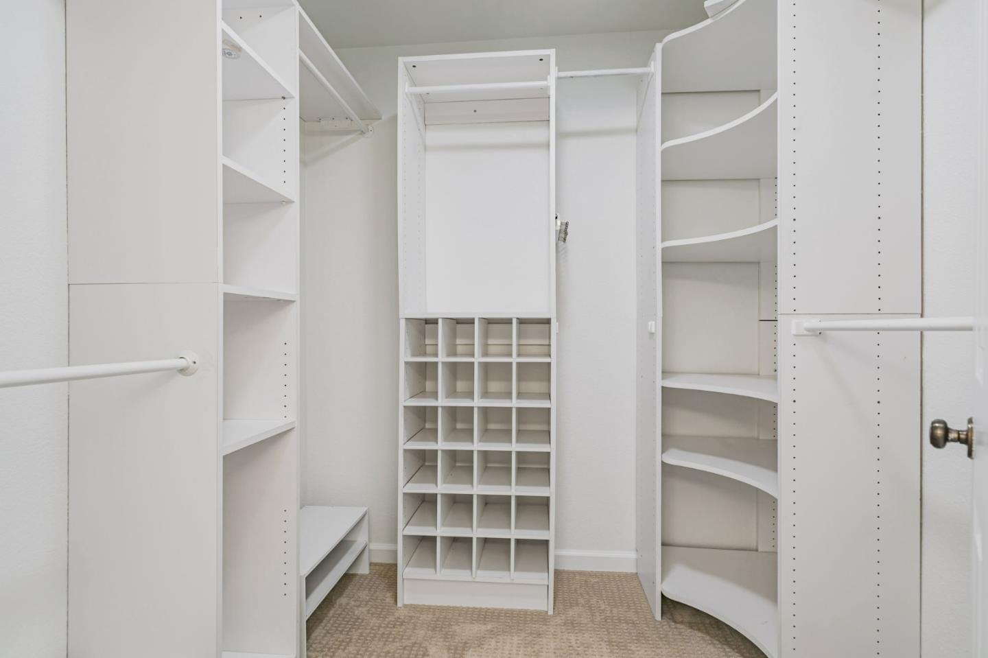 Detail Gallery Image 32 of 48 For 3024 Meadowlands Ln, San Jose,  CA 95135 - 4 Beds | 2 Baths
