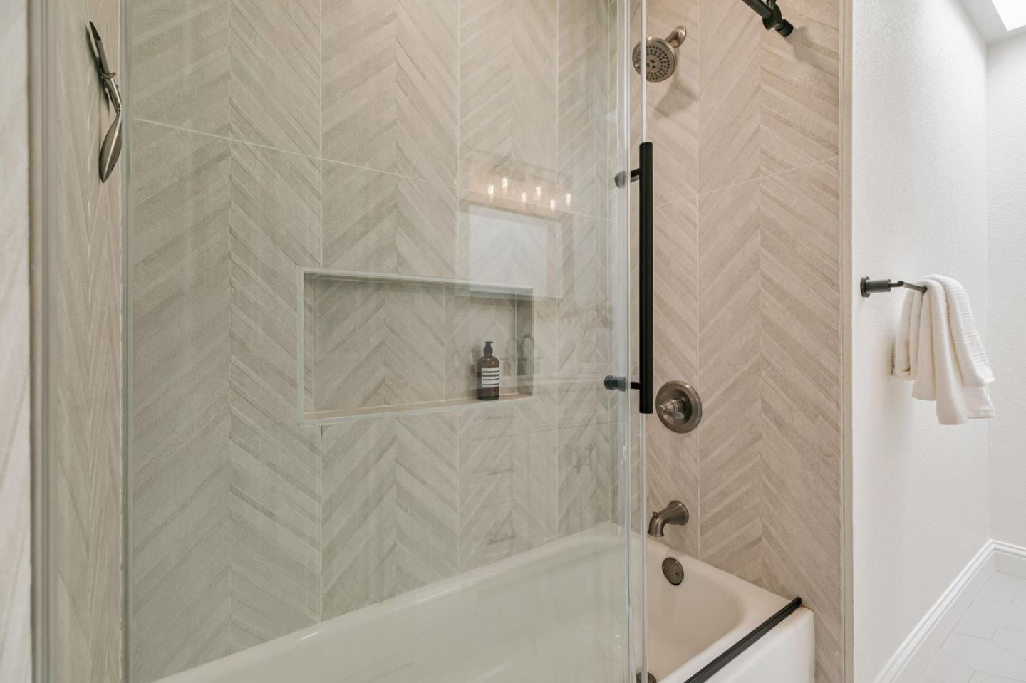 Detail Gallery Image 34 of 48 For 3024 Meadowlands Ln, San Jose,  CA 95135 - 4 Beds | 2 Baths