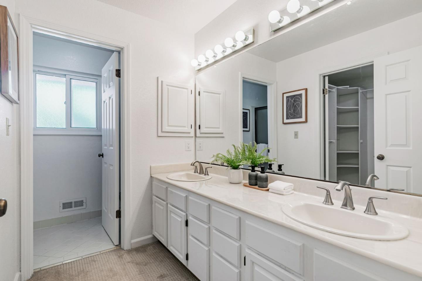 Detail Gallery Image 35 of 48 For 3024 Meadowlands Ln, San Jose,  CA 95135 - 4 Beds | 2 Baths