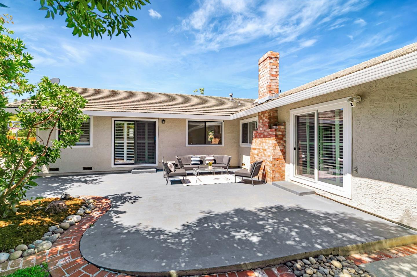Detail Gallery Image 38 of 48 For 3024 Meadowlands Ln, San Jose,  CA 95135 - 4 Beds | 2 Baths