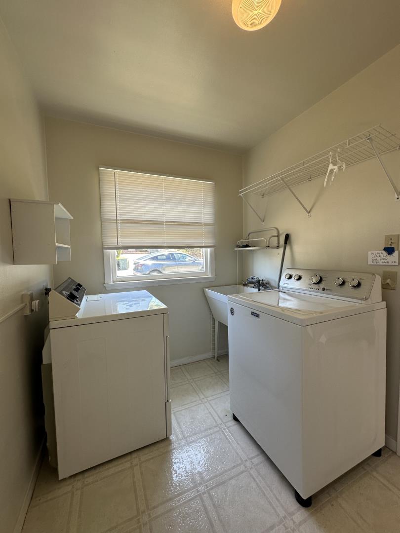 Detail Gallery Image 14 of 40 For 346 Rolling Hills Ave, San Mateo,  CA 94403 - 3 Beds | 2 Baths