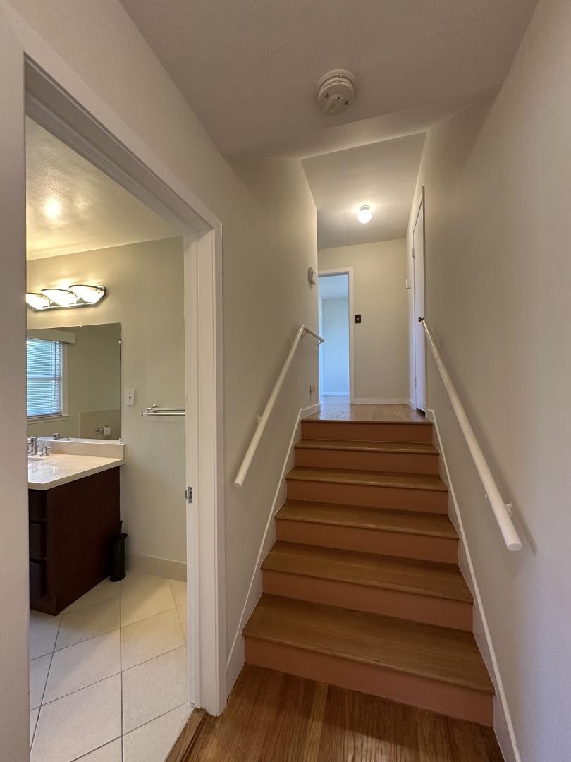 Detail Gallery Image 23 of 40 For 346 Rolling Hills Ave, San Mateo,  CA 94403 - 3 Beds | 2 Baths