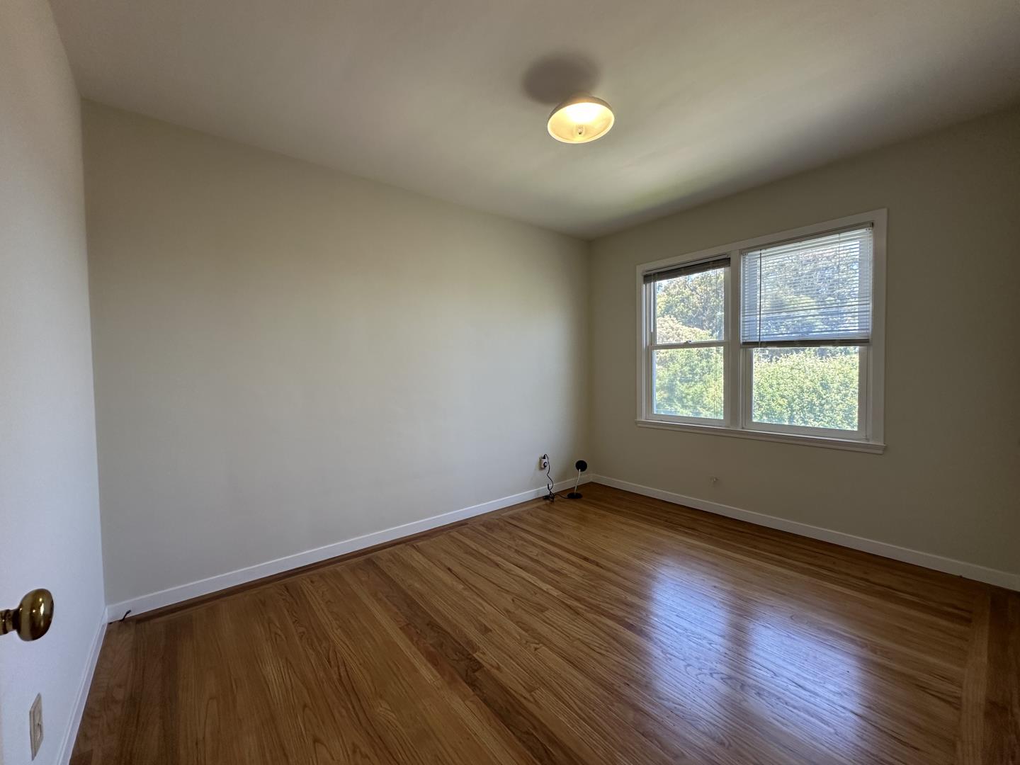 Detail Gallery Image 25 of 40 For 346 Rolling Hills Ave, San Mateo,  CA 94403 - 3 Beds | 2 Baths