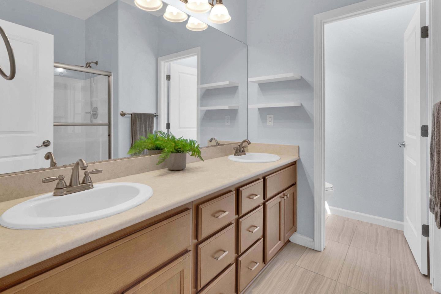Detail Gallery Image 18 of 25 For 631 Livingston Ave, King City,  CA 93930 - 4 Beds | 2 Baths