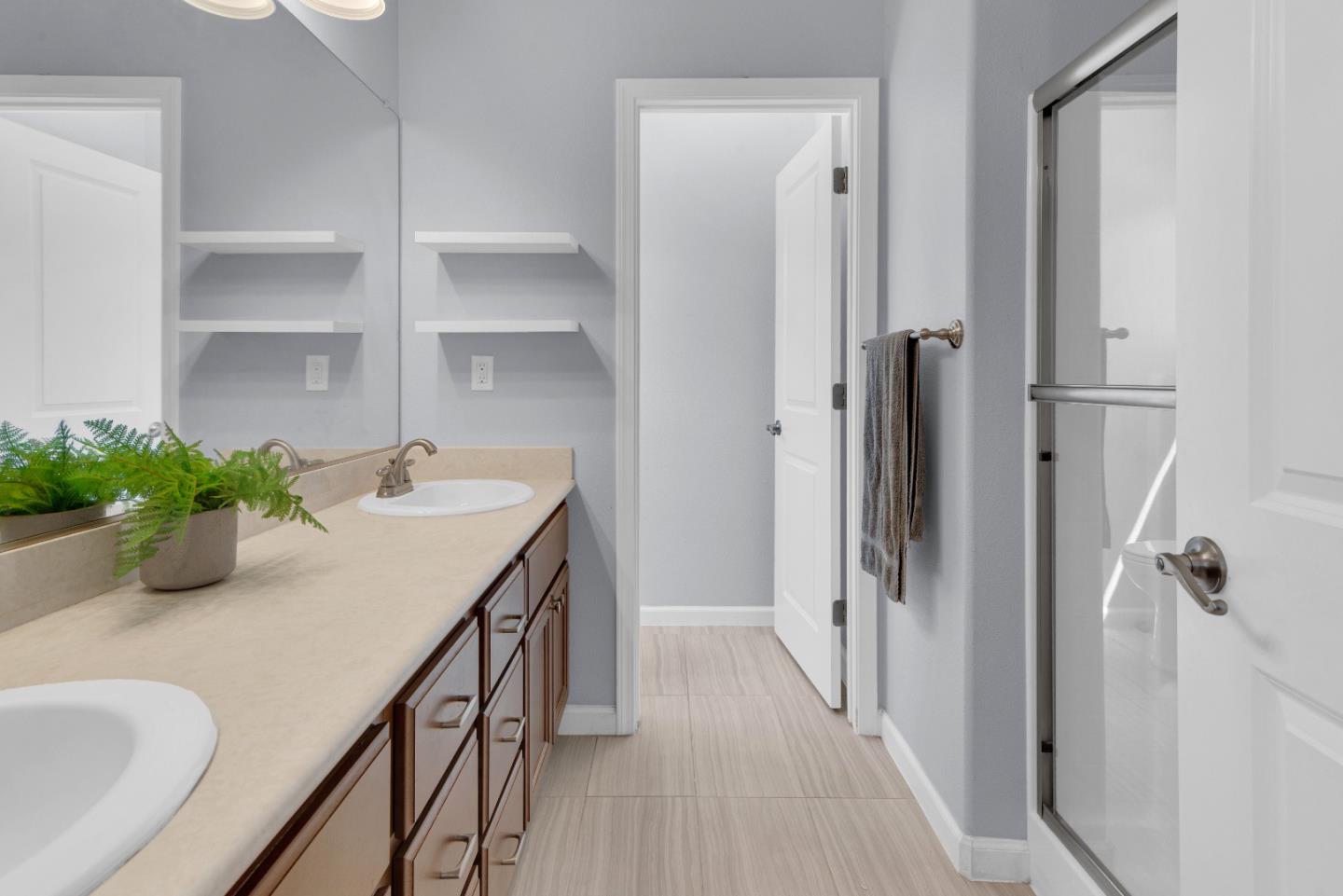 Detail Gallery Image 19 of 25 For 631 Livingston Ave, King City,  CA 93930 - 4 Beds | 2 Baths