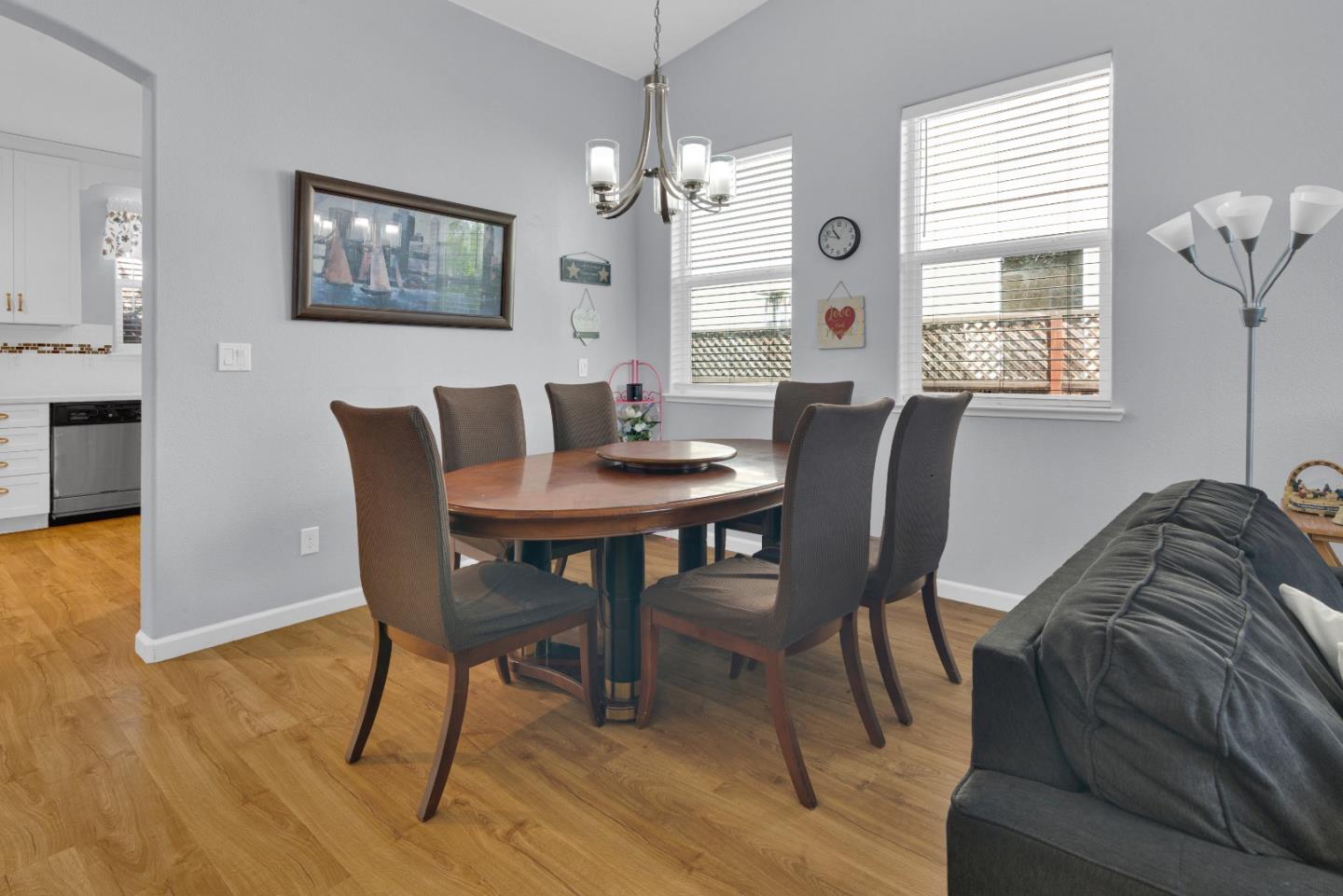 Detail Gallery Image 5 of 25 For 631 Livingston Ave, King City,  CA 93930 - 4 Beds | 2 Baths