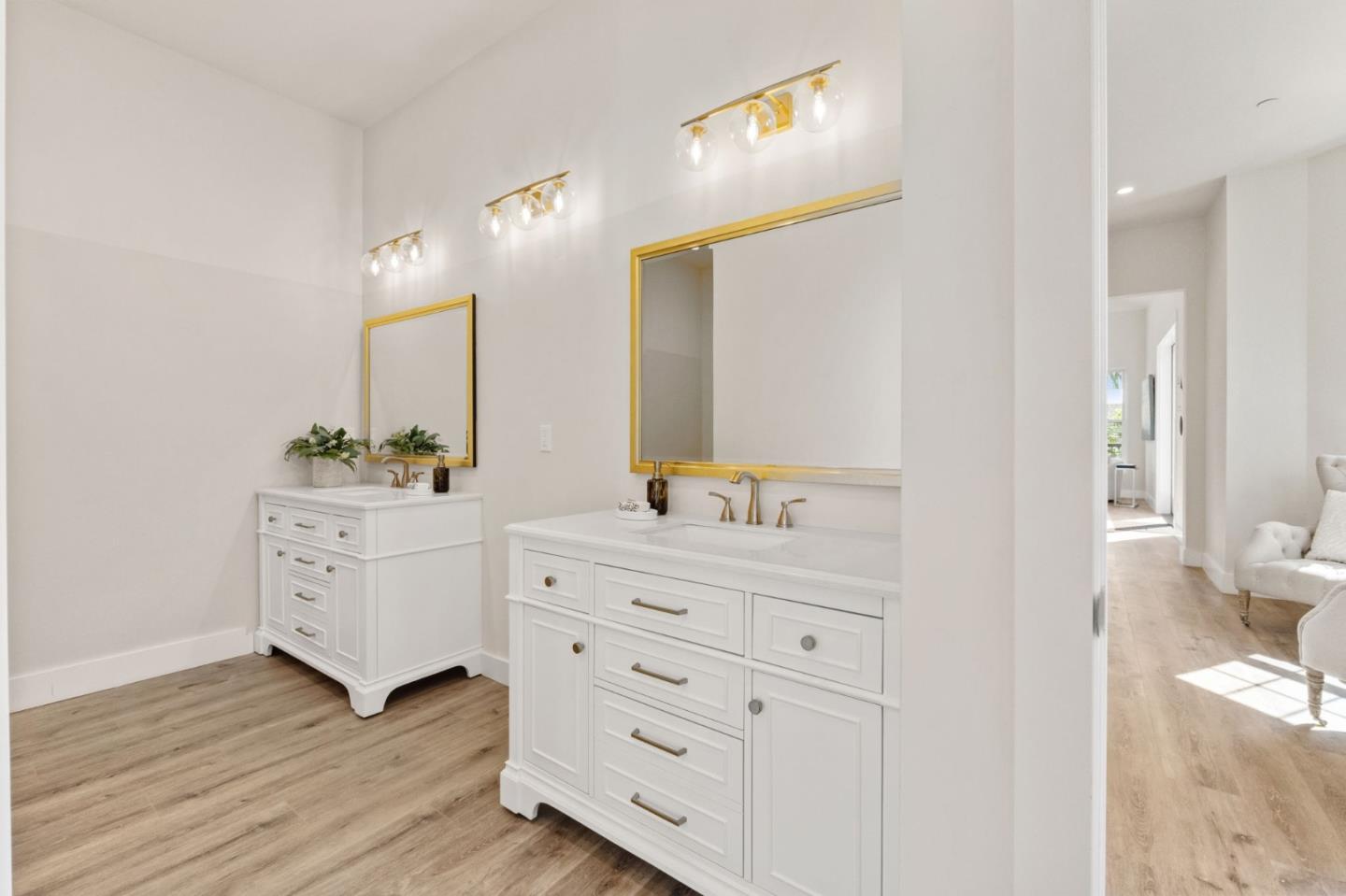Detail Gallery Image 28 of 84 For 1327 Pine Ave, San Jose,  CA 95125 - 5 Beds | 4/1 Baths