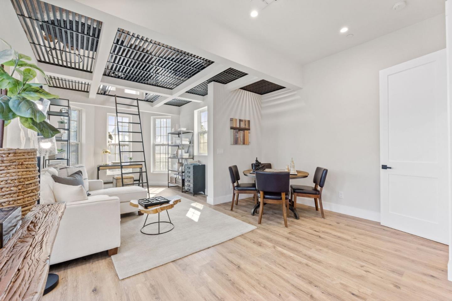Detail Gallery Image 35 of 84 For 1327 Pine Ave, San Jose,  CA 95125 - 5 Beds | 4/1 Baths