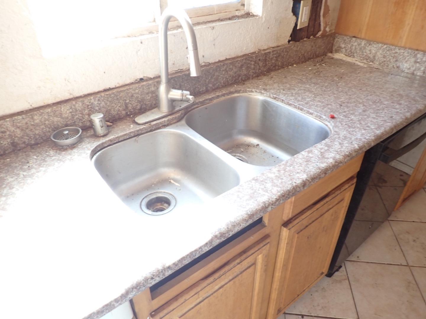 Detail Gallery Image 4 of 12 For 513 Phillip St, Vallejo,  CA 94590 - 2 Beds | 1 Baths