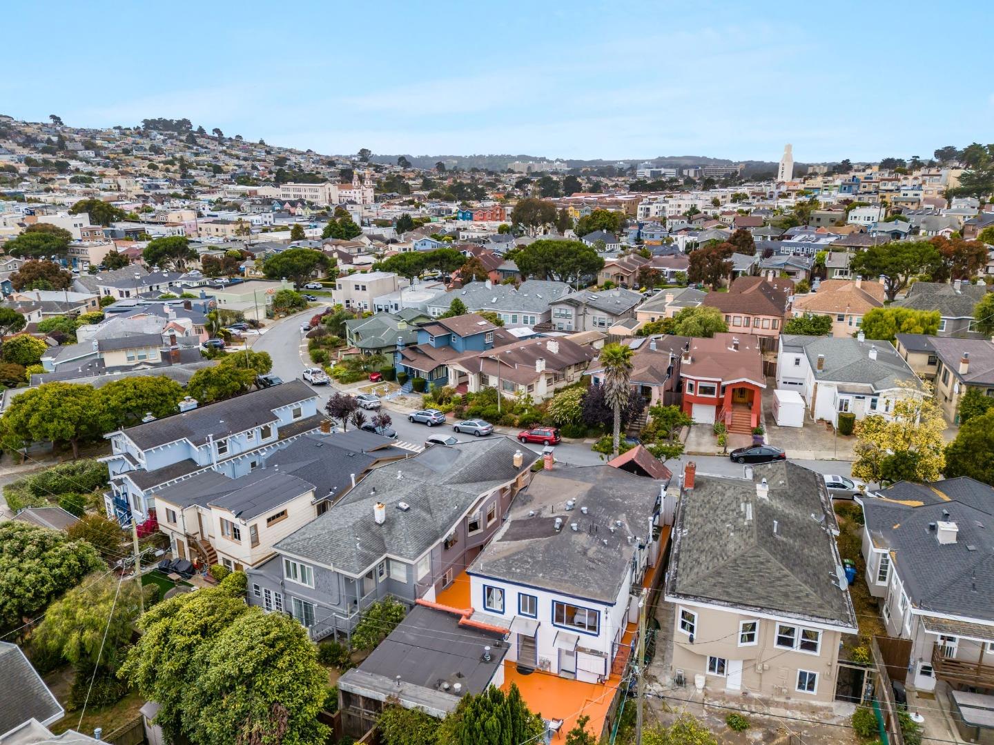 Detail Gallery Image 2 of 65 For 52 Eastwood Dr, San Francisco,  CA 94112 - 6 Beds | 6 Baths