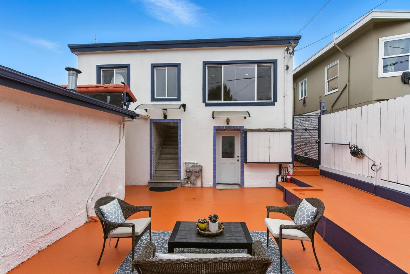 Detail Gallery Image 30 of 65 For 52 Eastwood Dr, San Francisco,  CA 94112 - 6 Beds | 6 Baths