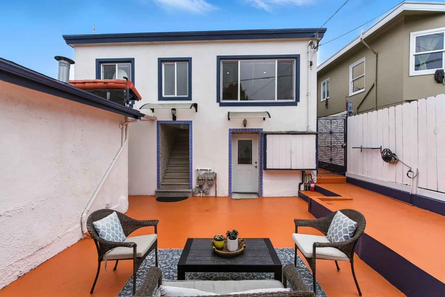 Detail Gallery Image 32 of 65 For 52 Eastwood Dr, San Francisco,  CA 94112 - 6 Beds | 6 Baths