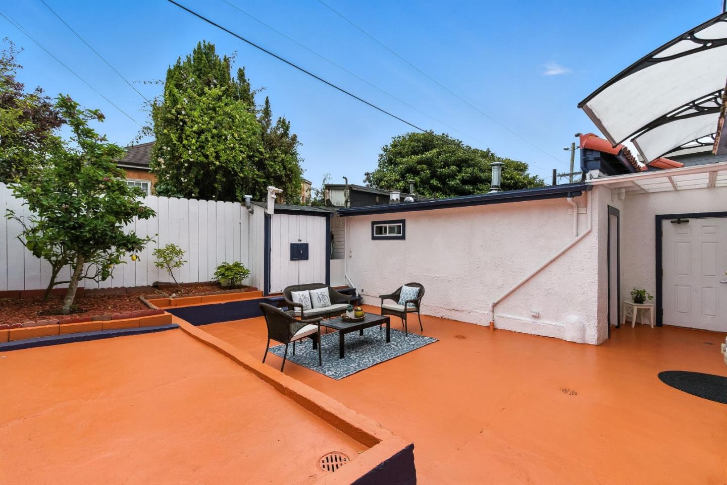 Detail Gallery Image 36 of 65 For 52 Eastwood Dr, San Francisco,  CA 94112 - 6 Beds | 6 Baths