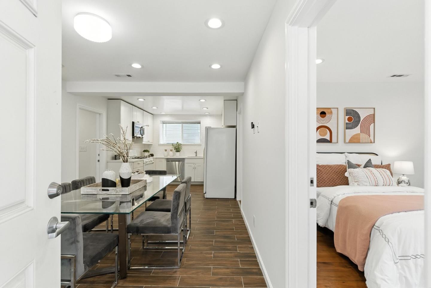 Detail Gallery Image 39 of 65 For 52 Eastwood Dr, San Francisco,  CA 94112 - 6 Beds | 6 Baths