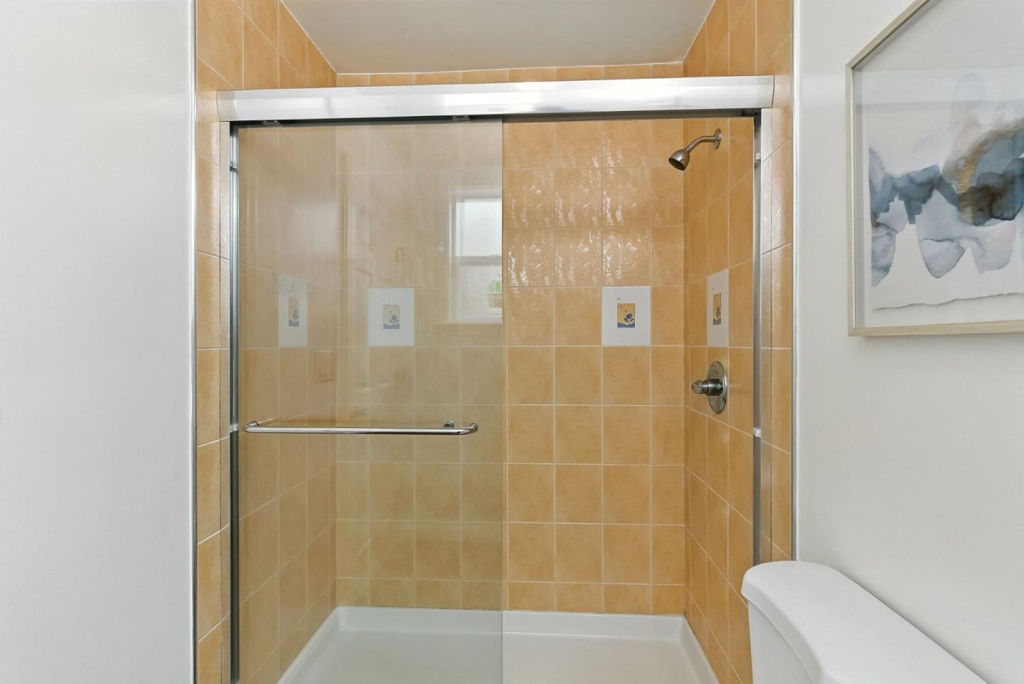 Detail Gallery Image 43 of 65 For 52 Eastwood Dr, San Francisco,  CA 94112 - 6 Beds | 6 Baths