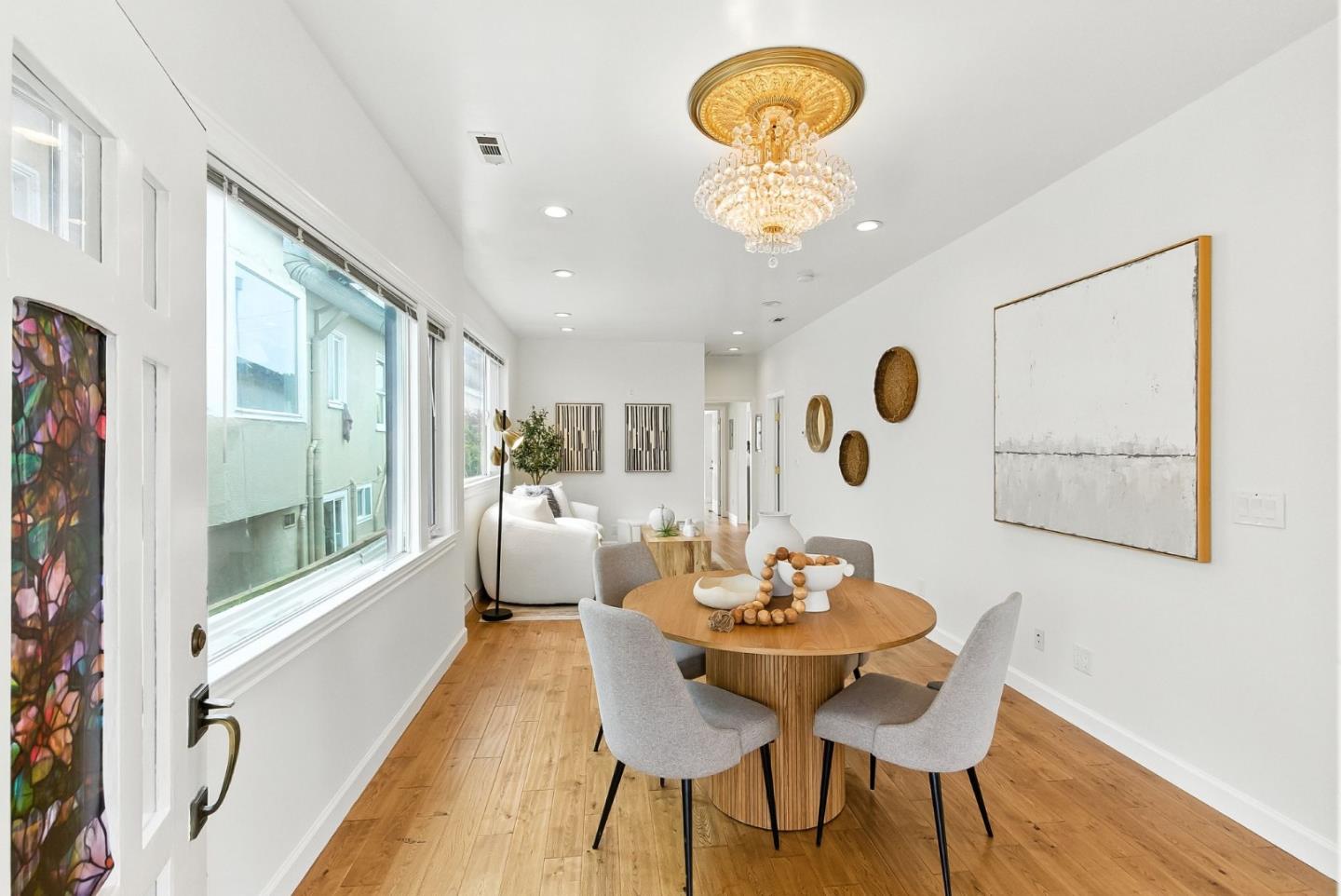Detail Gallery Image 6 of 65 For 52 Eastwood Dr, San Francisco,  CA 94112 - 6 Beds | 6 Baths