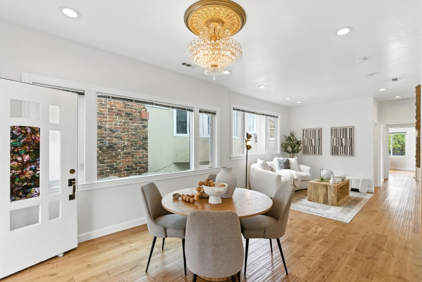 Detail Gallery Image 7 of 65 For 52 Eastwood Dr, San Francisco,  CA 94112 - 6 Beds | 6 Baths