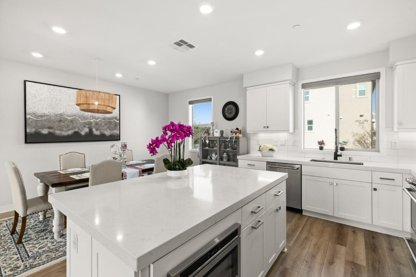 Detail Gallery Image 16 of 45 For 202 Keeper, Irvine,  CA 92618 - 3 Beds | 3/1 Baths
