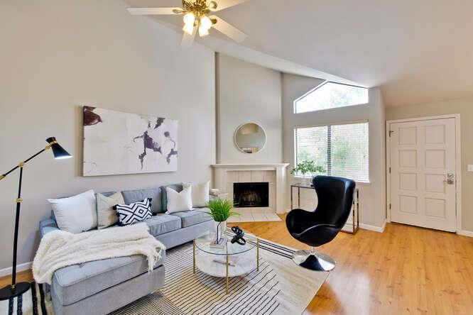 Detail Gallery Image 1 of 26 For 2861 S Bascom Ave #706,  Campbell,  CA 95008 - 2 Beds | 2 Baths